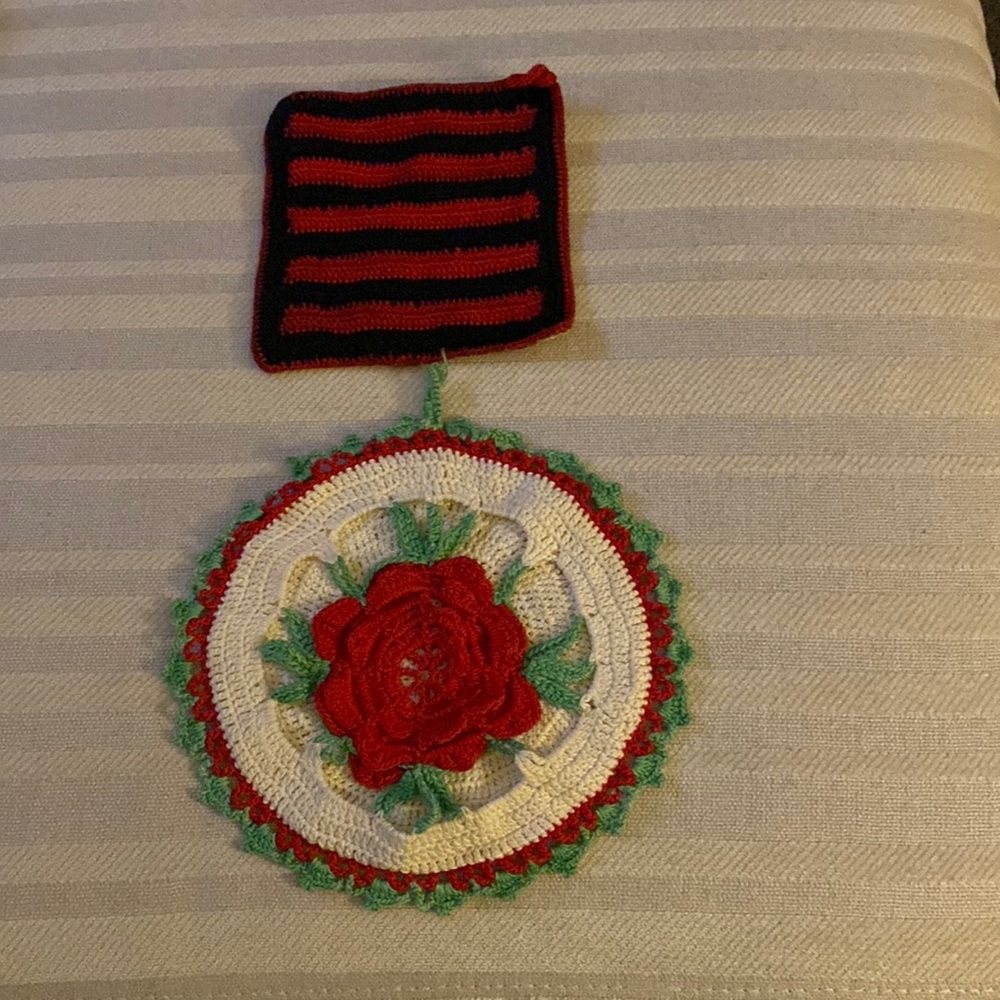 Set Of 2 Vintage Crocheted Red Rose & Striped Pot Holders!